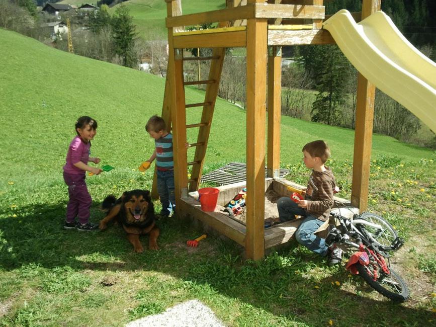 Mantingerhof Apartments Funes  Kültér fotó