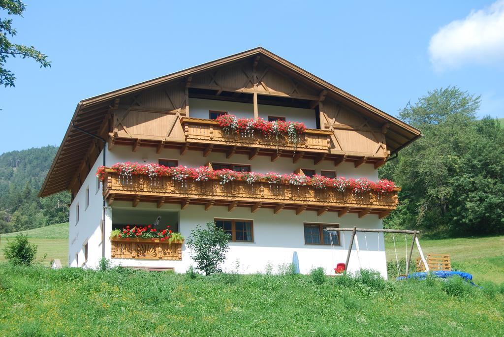 Mantingerhof Apartments Funes  Kültér fotó