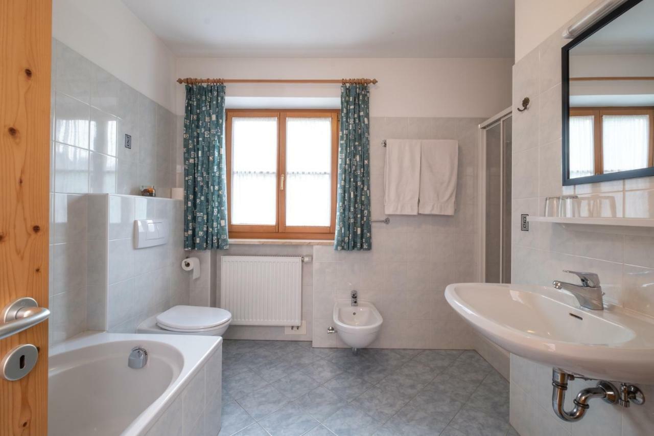 Mantingerhof Apartments Funes  Kültér fotó